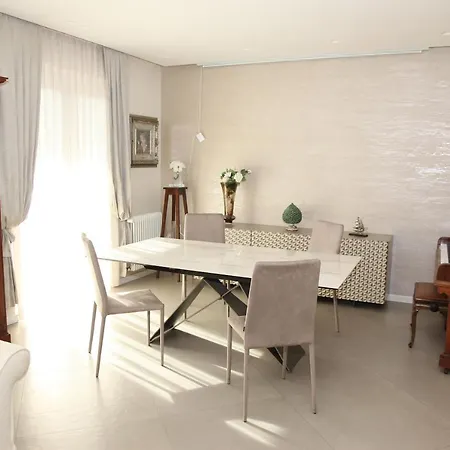 Domus Aurige Willa